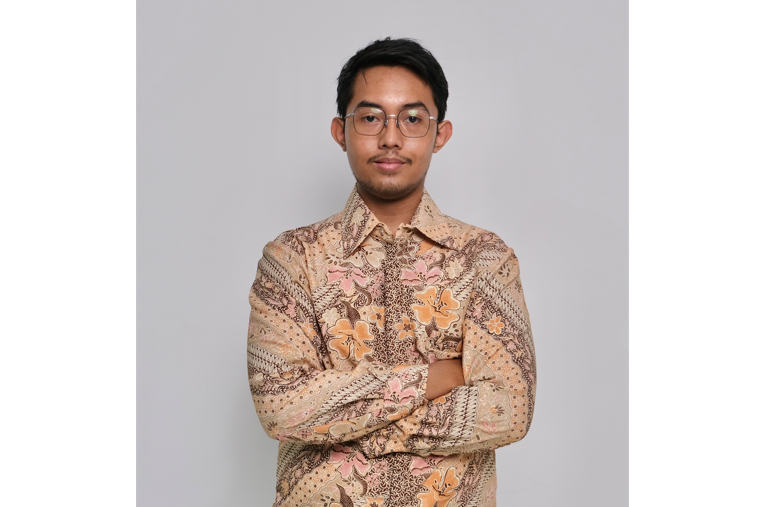 Hizkia Christian Putra Setiadi (Wisudawan FT): Menjadi Mahasiswa UNDIP yang COMPLETE dan Memberikan Nilai Positif Bagi Lingkungan