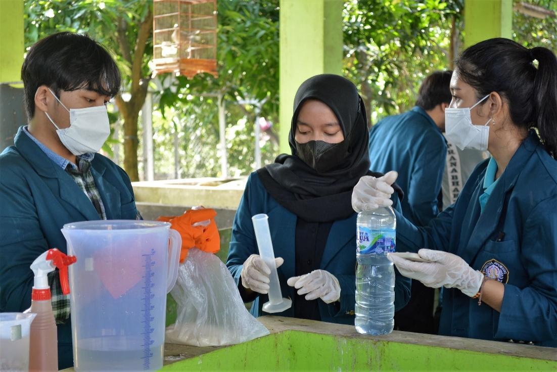 Tim KKN T Organik UNDIP Atasi Tumpukan Sampah 1