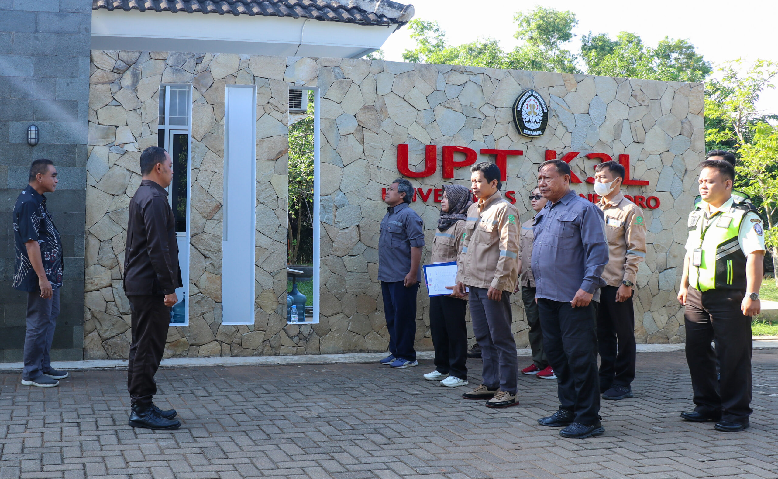 K3 UNDIP Team Routinely Conducts Safety Patrols - Universitas Diponegoro