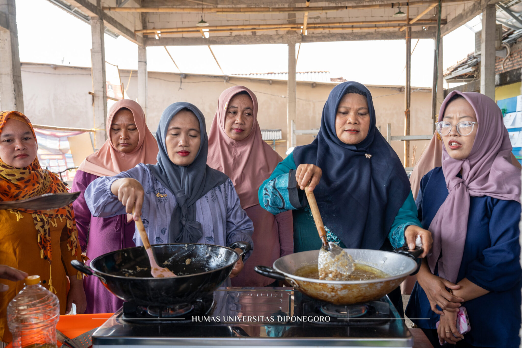 LPPM UNDIP Melatih Warga Demak Budidaya Ikan