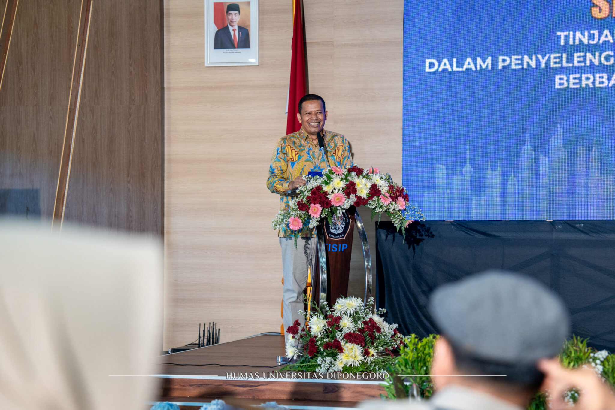 FISIP UNDIP dan Kemenhub Hadirkan Seminar Nasional Mengkaji Sistem Transportasi Berbasis Angkutan Umum Massal