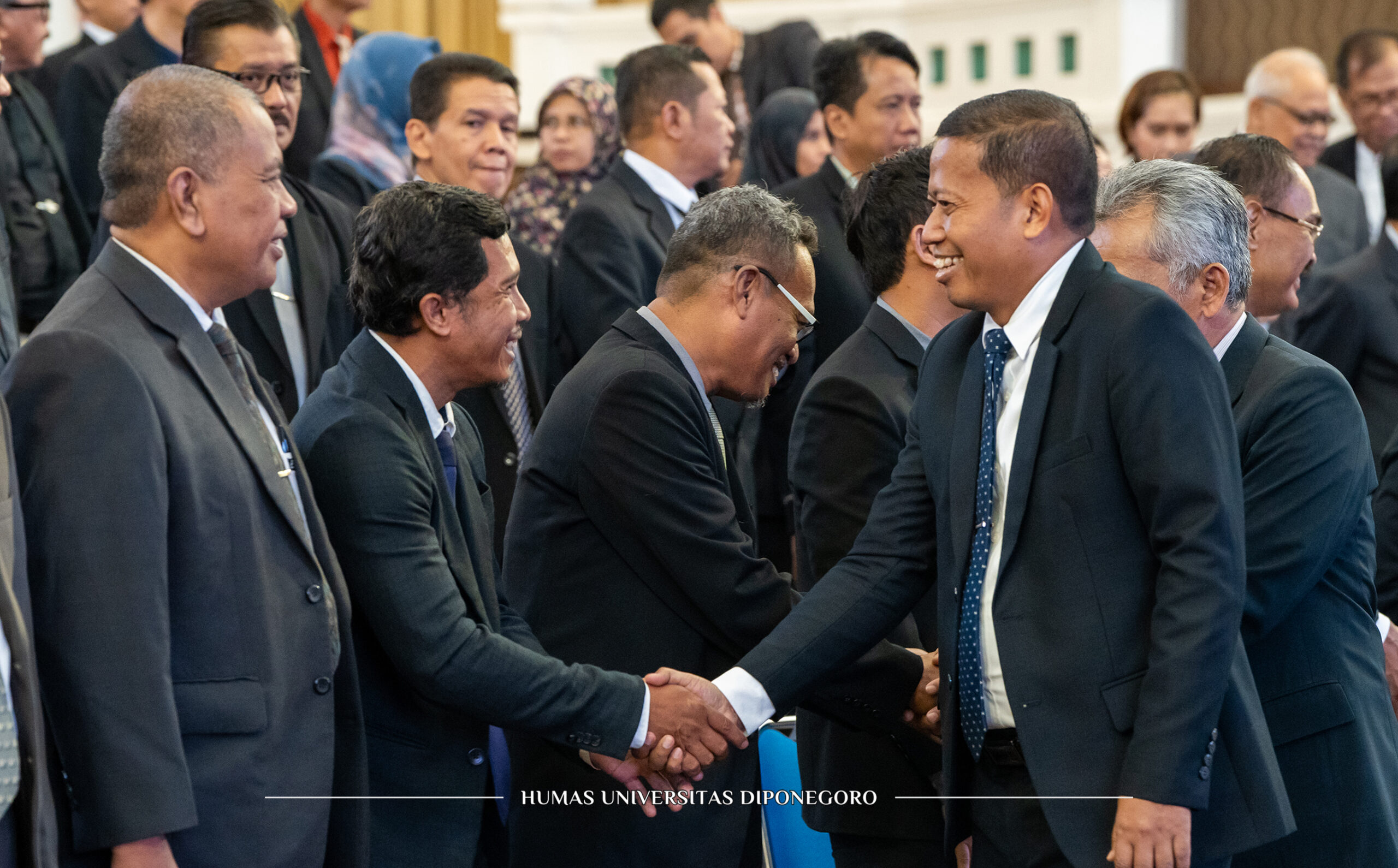 Pesan Rektor Pada Pelantikan Pejabat Baru: Leadership is an Action, Not a Position