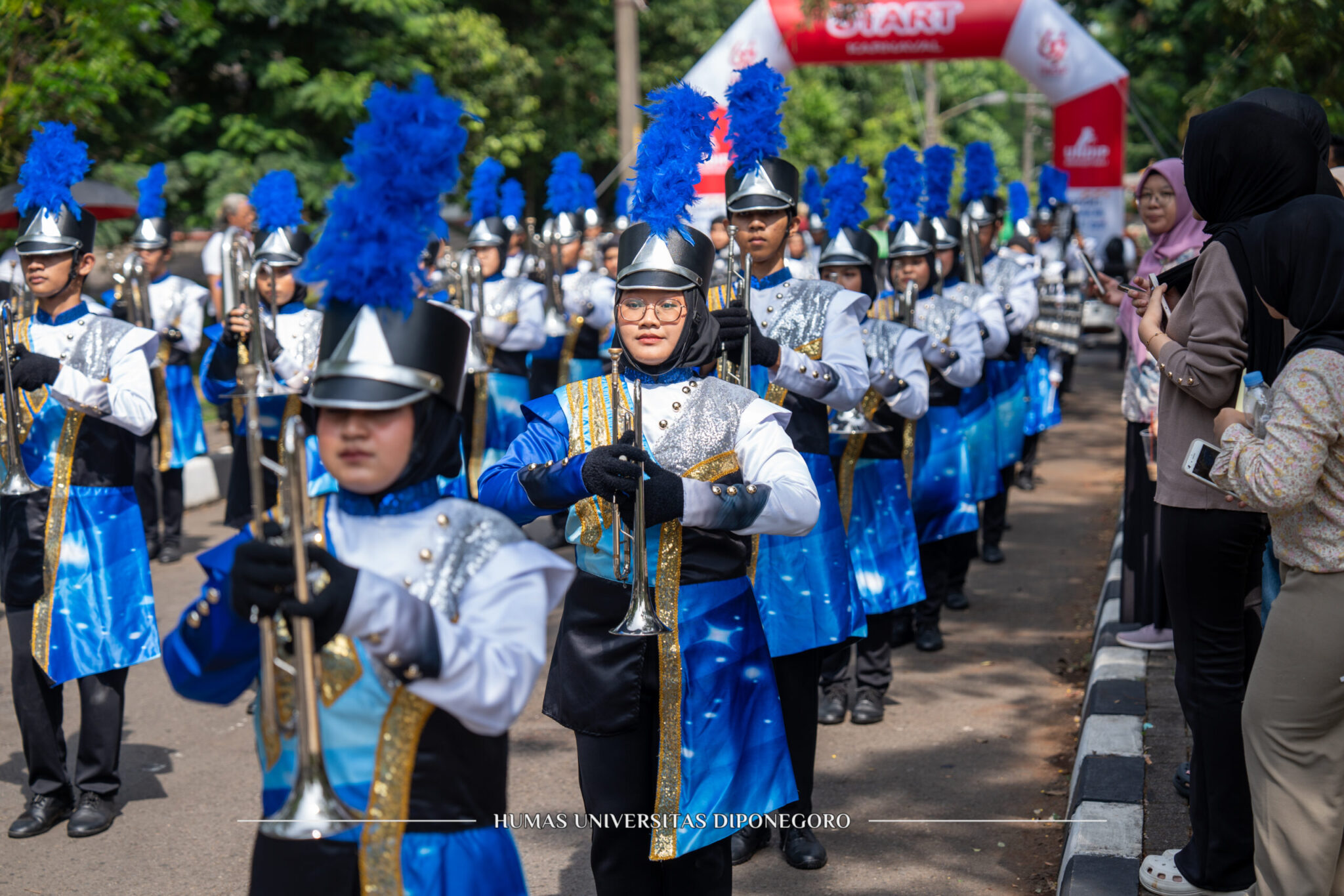 Kemeriahan Lomba Karnaval dan Yel -Yel Semarakkan Perayaan Dies Natalis Ke-67 UNDIP