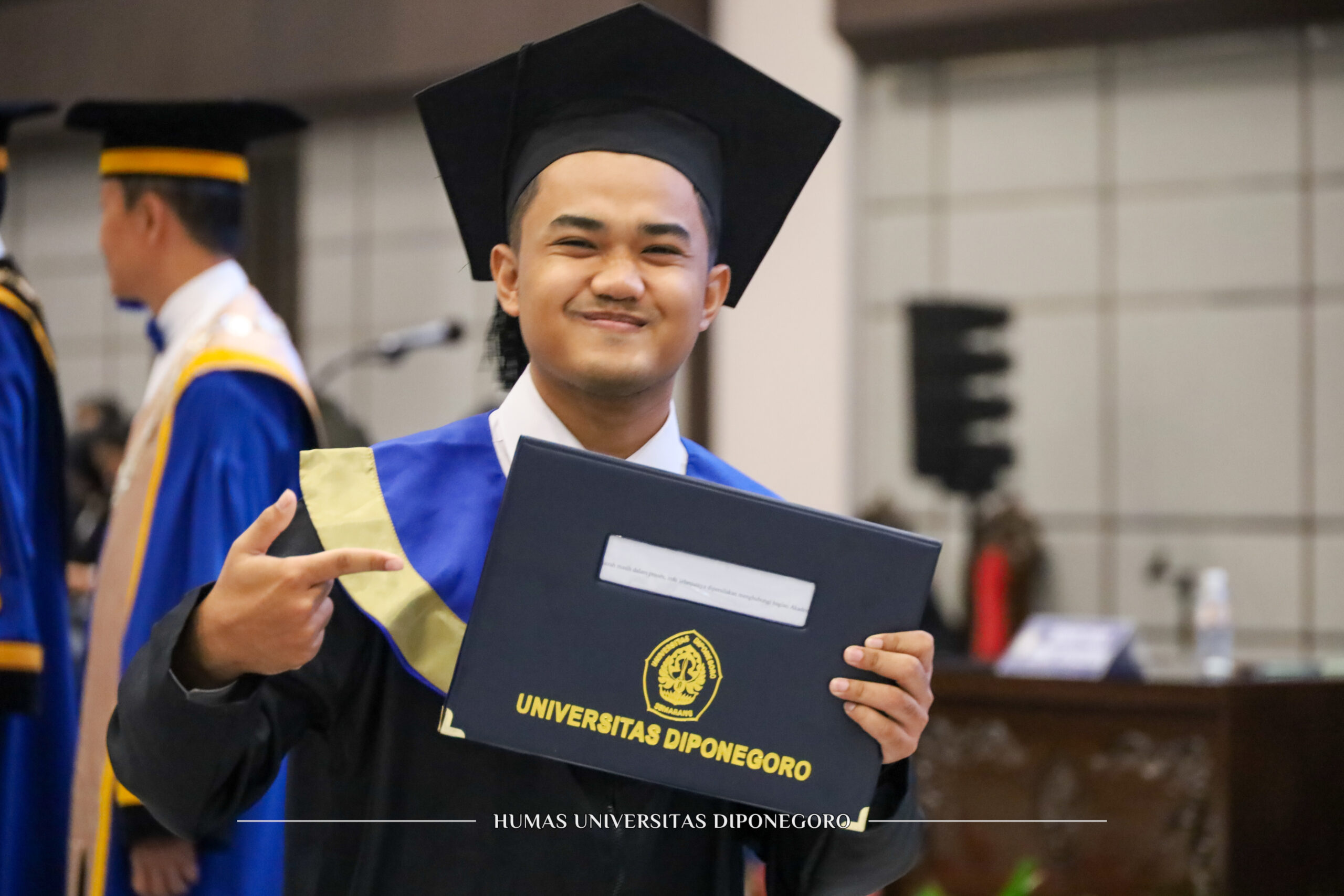Pesan Rektor UNDIP: Bangun Karakter, Attitude dan Enrich Yourself