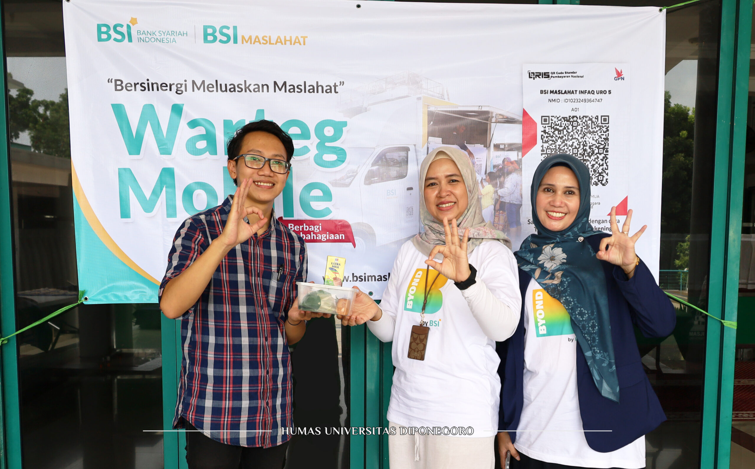 UNDIP Bersama BSI Bagikan 1.000 Paket Makanan Bergizi