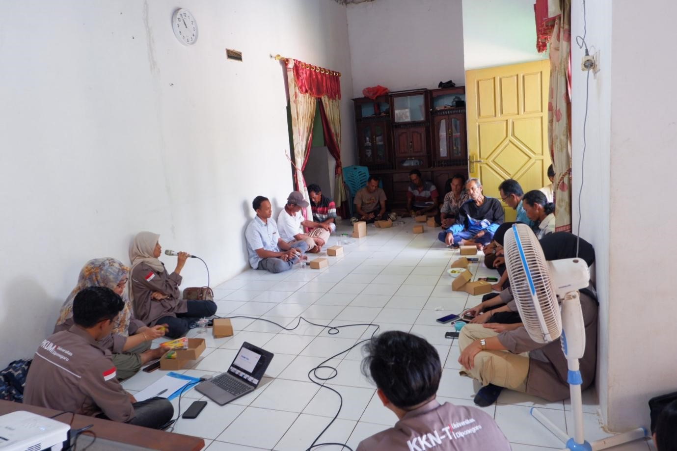 Terobosan Dosen dan Mahasiswa KKN-T UNDIP Optimasi Budidaya Rumput Laut Kappaphycus sp. di Karimunjawa Solusi Ekonomi Nelayan Melalui Pelatihan dan Pemasaran Secara Digital