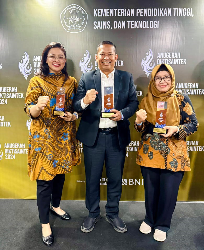 Semakin Bersinar, UNDIP Sabet 4 Penghargaan Prestisius di Penghujung Tahun